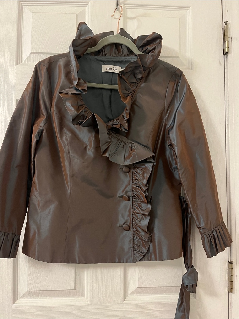 Rickie Freeman Teri Jon Silk Ruffle Blouse Jacket size 12 nwot